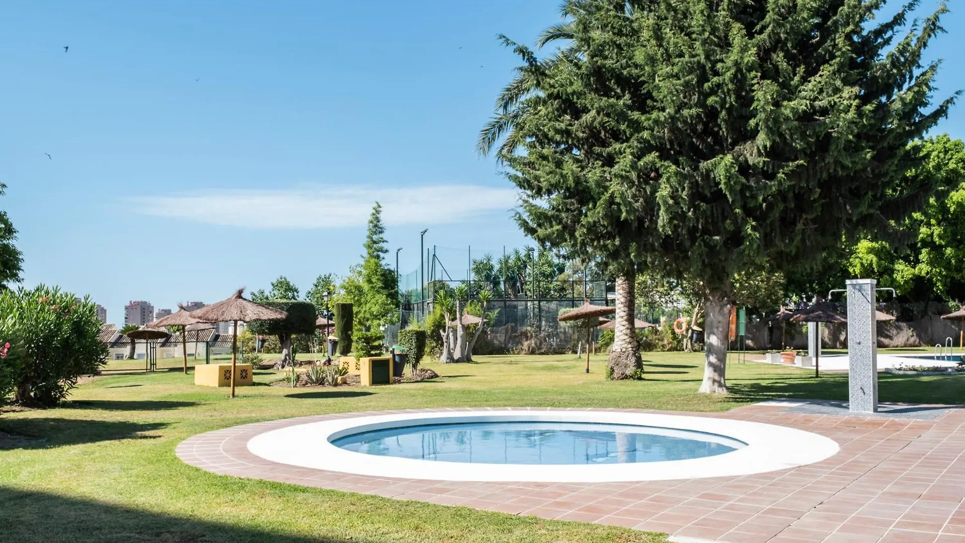 トレモリノスCol3 - Wifi, Smart Tv, Piscina, 900 Metros Playa, La Colinaアパートメント 0*, トレモリノス スペイン
