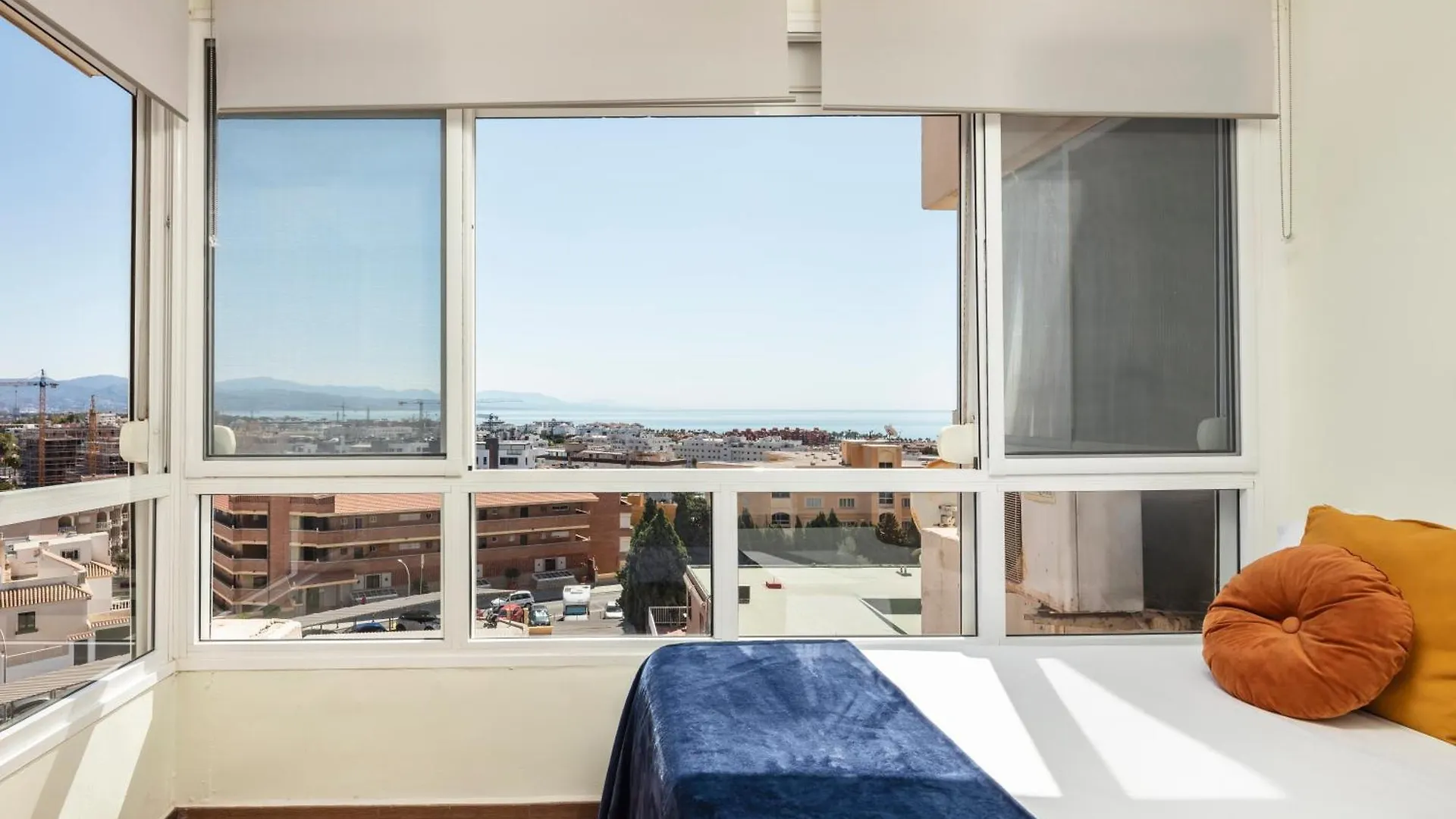 Col3 - Wifi, Smart Tv, Piscina, 900 Metros Playa, La Colina Apartment Torremolinos