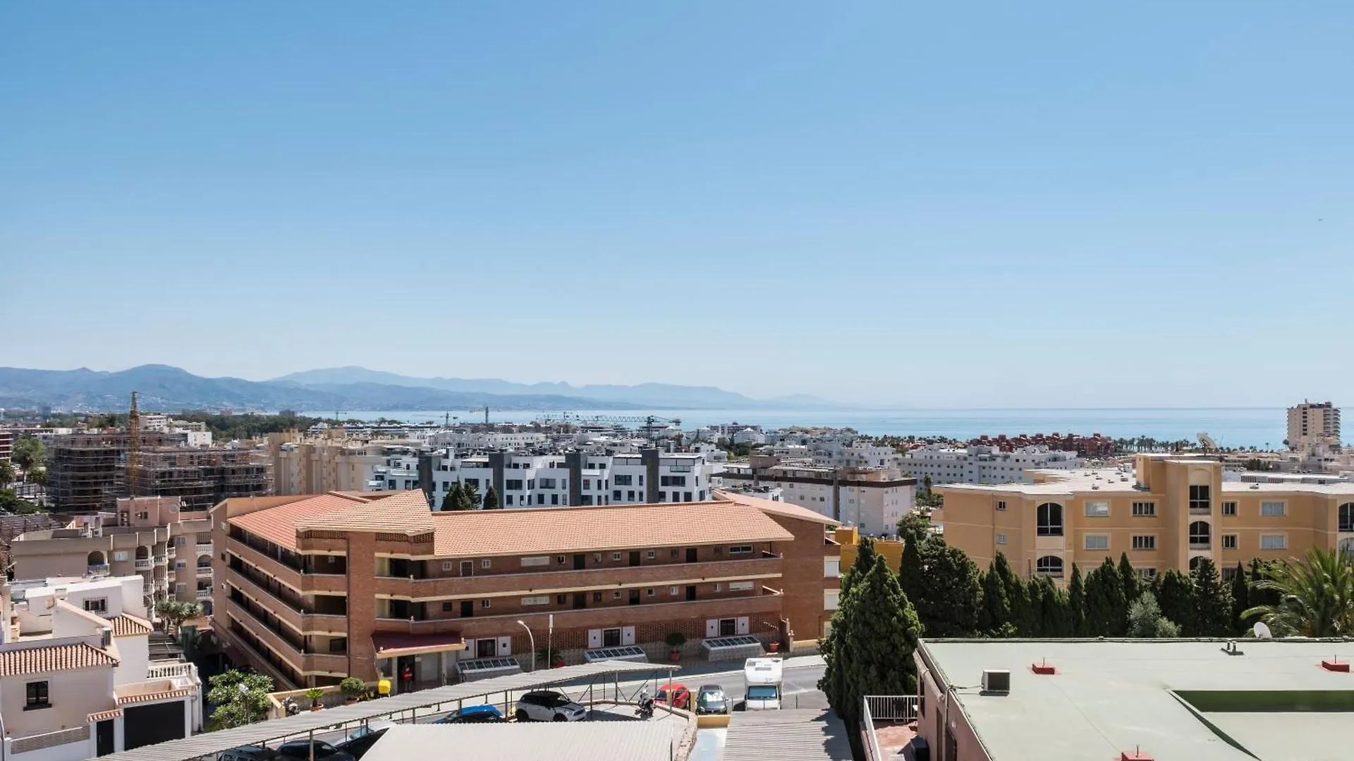 Col3 - Wifi, Smart Tv, Piscina, 900 Metros Playa, La Colina Apartment Torremolinos Spain